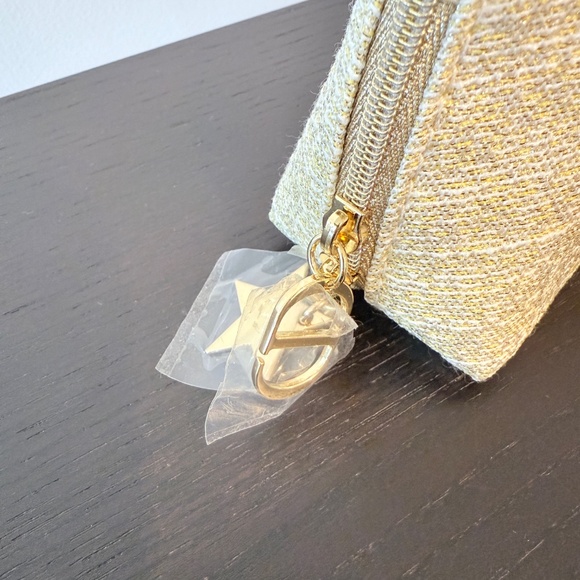[BRAND NEW] Christian Dior Beauty GWP Gold Metallic Make-up Pouch with Logo 24 - Picture 3 of 7